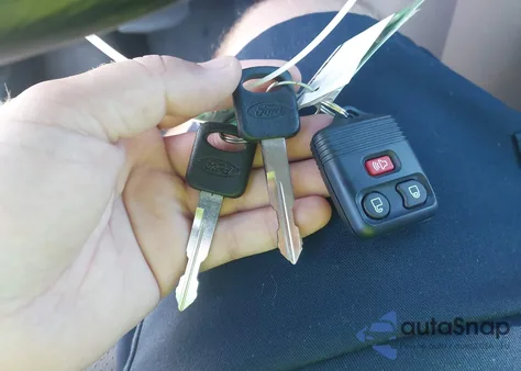 2014 Ford E-250 Commercial from USA, damaged, VIN 1FTNE2EL3EDA64037